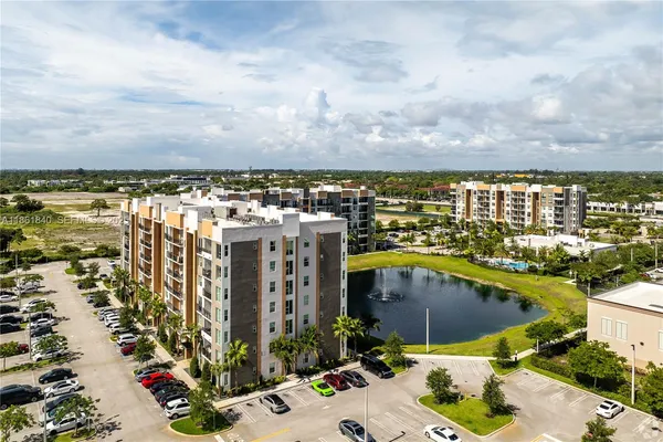 $2,298 | 19275 Northwest 27th Avenue, Unit 4210, Miami Gardens, FL 33056