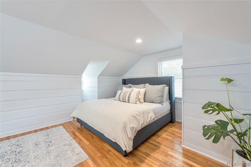 2940 Crooks Road Royal Oak, MI 48073 - Photo 10 of 20