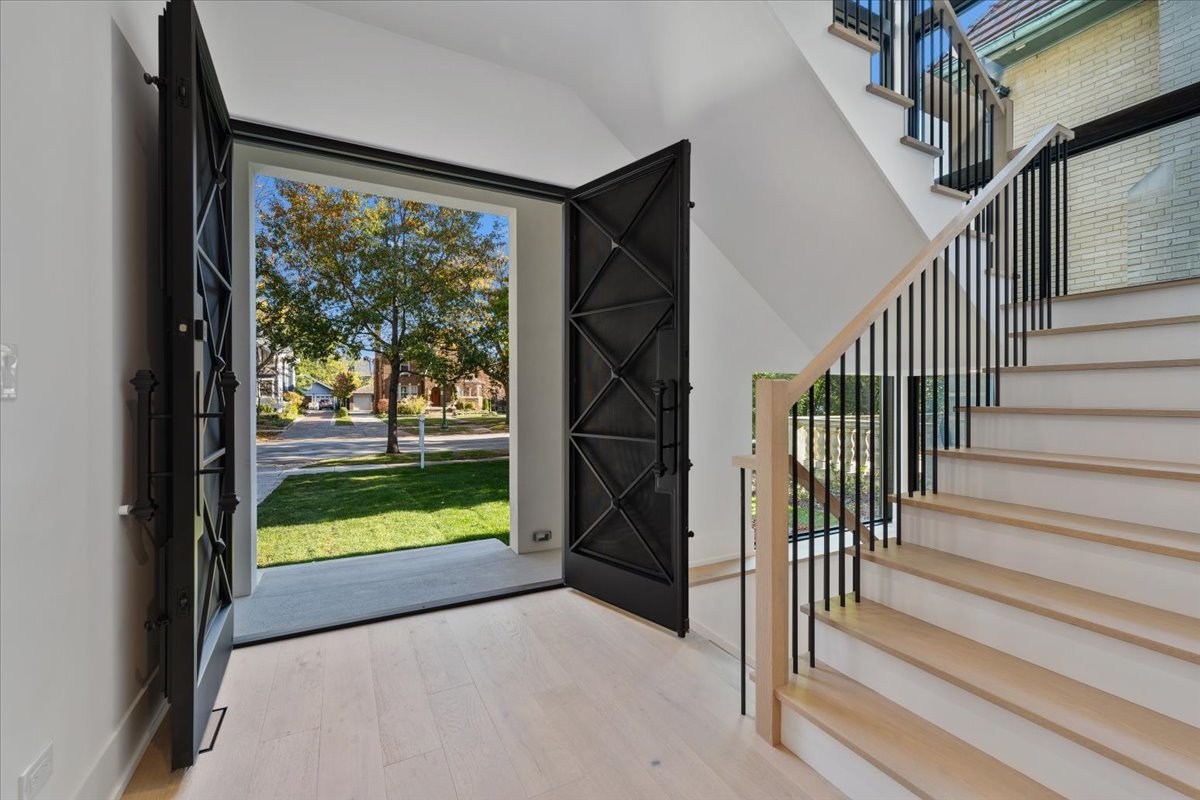 Undisclosed Address Winnetka, IL 60093 - Photo 9 of 25 a view of a porch