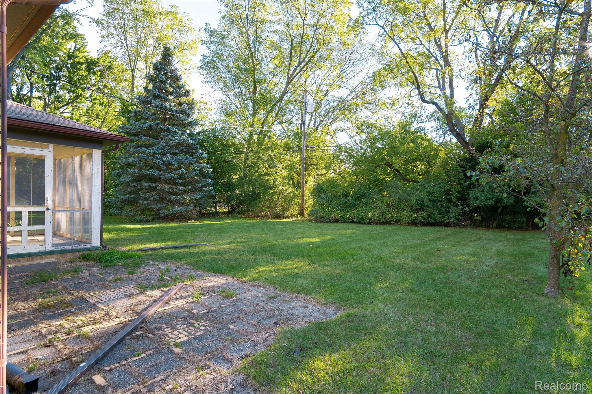 2281 Lancaster Road Bloomfield Hills, MI 48302 - Photo 34 of 37 Gallery Image 34