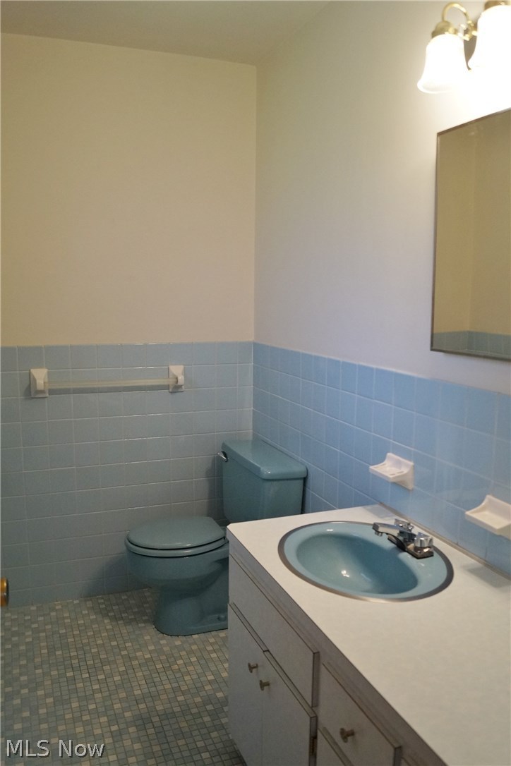 1507 West Schaaf Road Cleveland, OH 44109 - Photo 8 of 16 Gallery Image 8