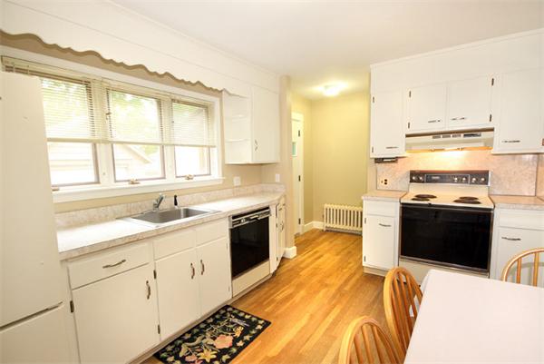 24 Avalon Road Boston, MA 02132 - Photo 6 of 25 Gallery Image 6