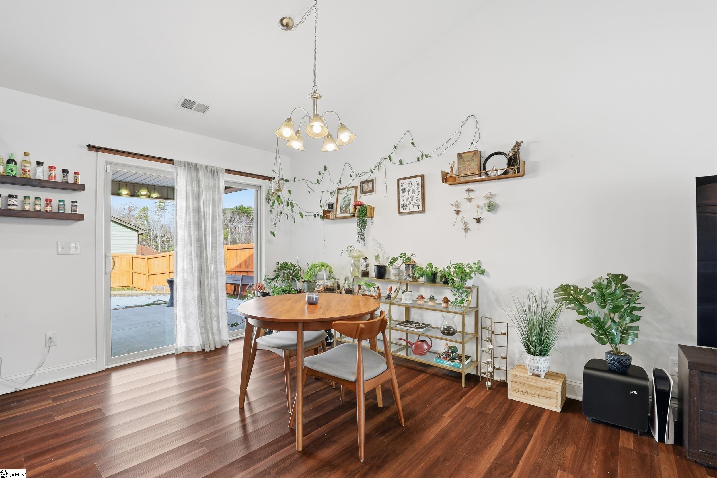 101 Forest Ridge Way Greenville, SC 29617 - Photo 6 of 33