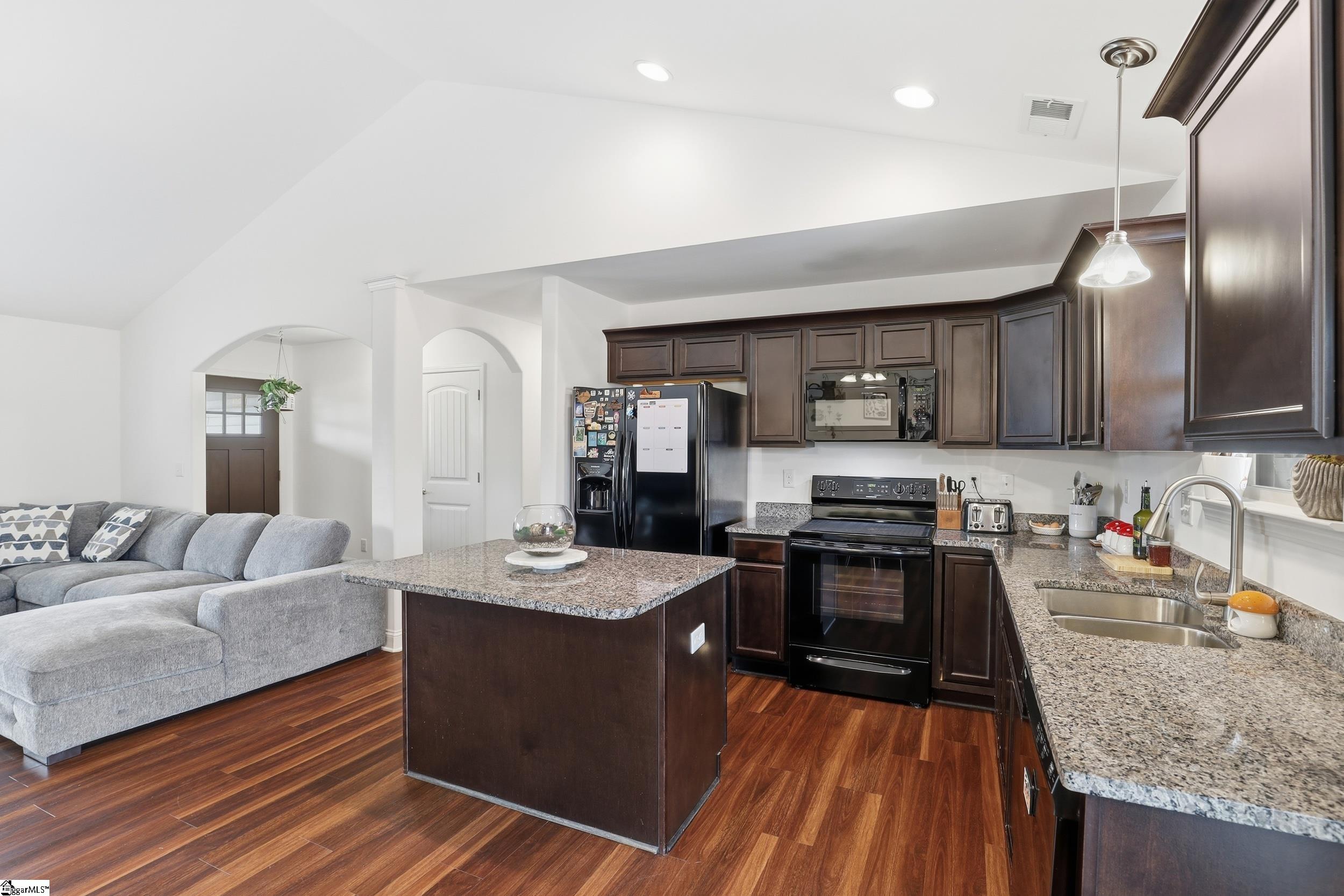 101 Forest Ridge Way Greenville, SC 29617 - Photo 8 of 33