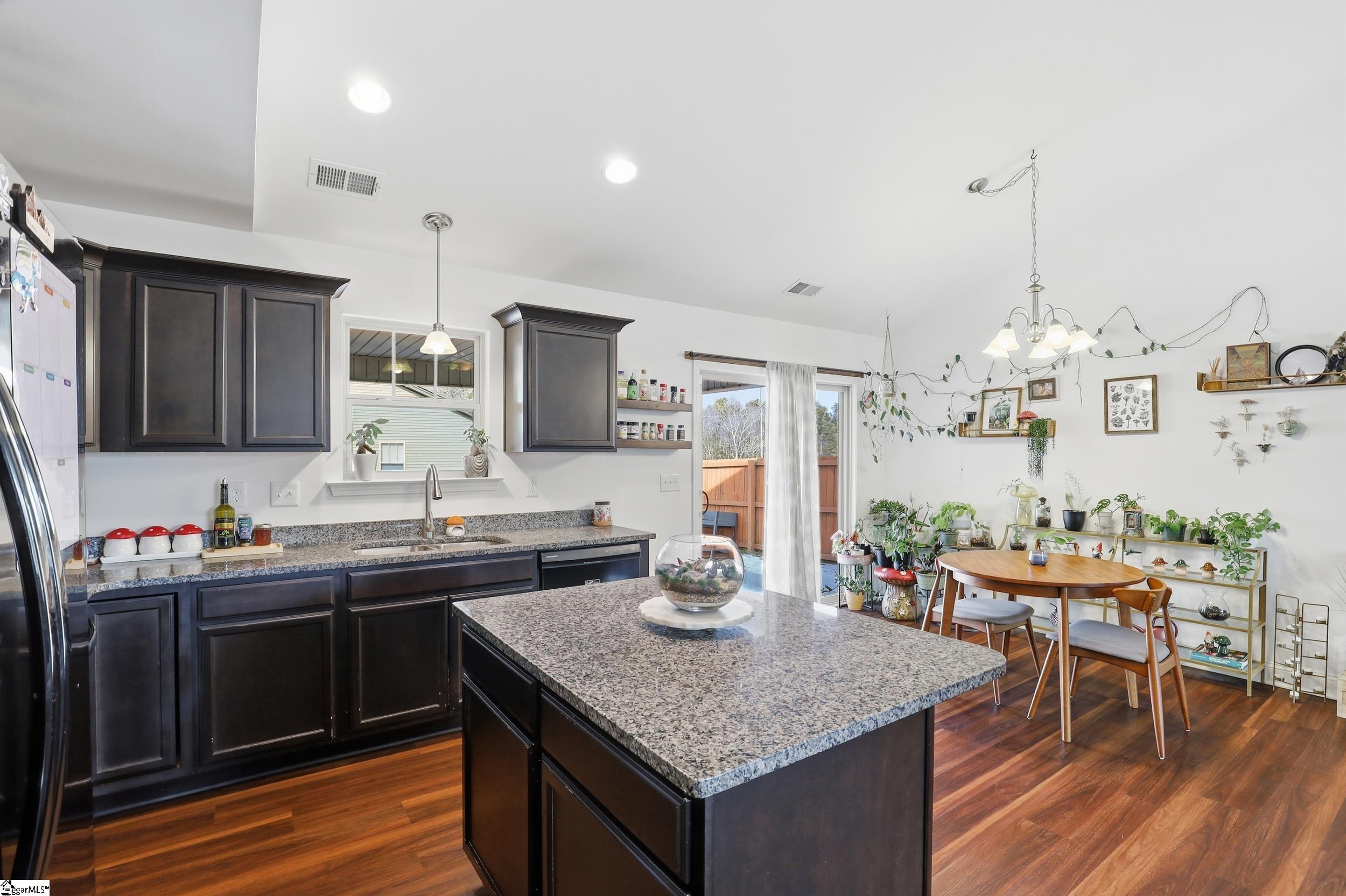 101 Forest Ridge Way Greenville, SC 29617 - Photo 10 of 33