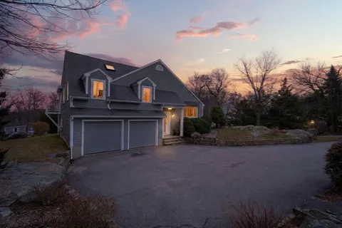 $1,478,000 | 32 Howe Road, Cohasset, MA 02025