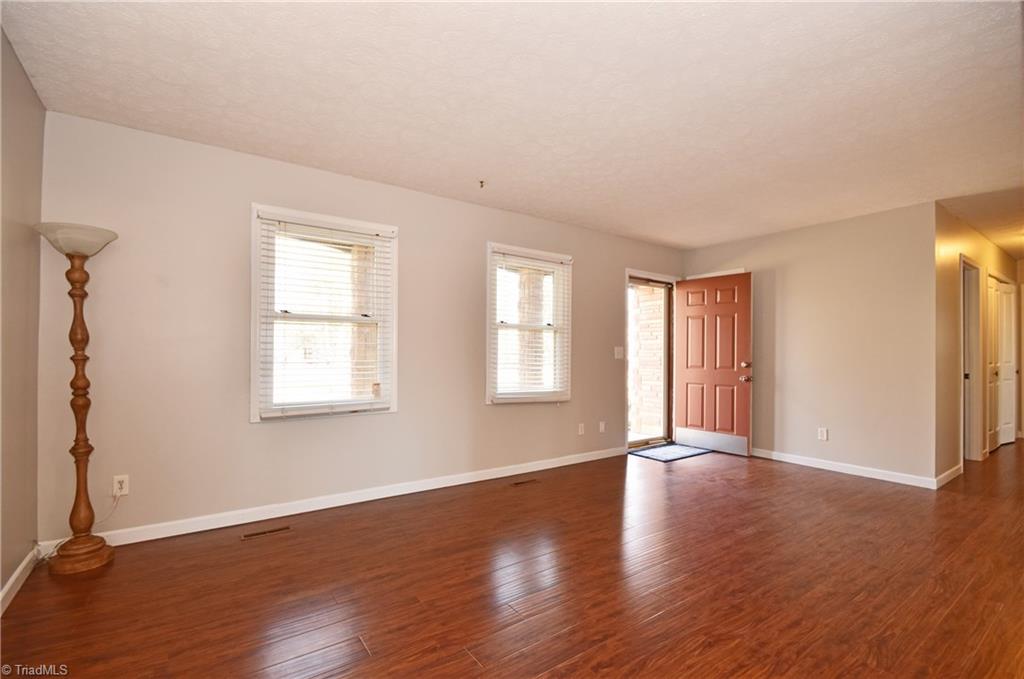 259 Snead Road Winston-Salem, NC 27103 - Photo 6 of 30 Gallery Image 6