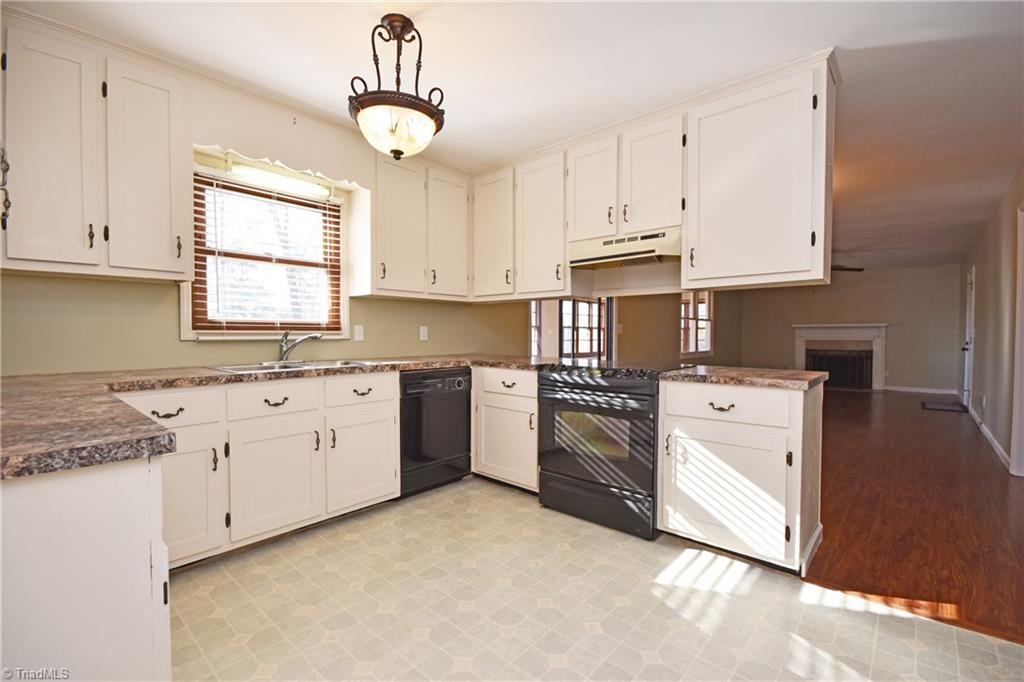 259 Snead Road Winston-Salem, NC 27103 - Photo 7 of 30 Gallery Image 7