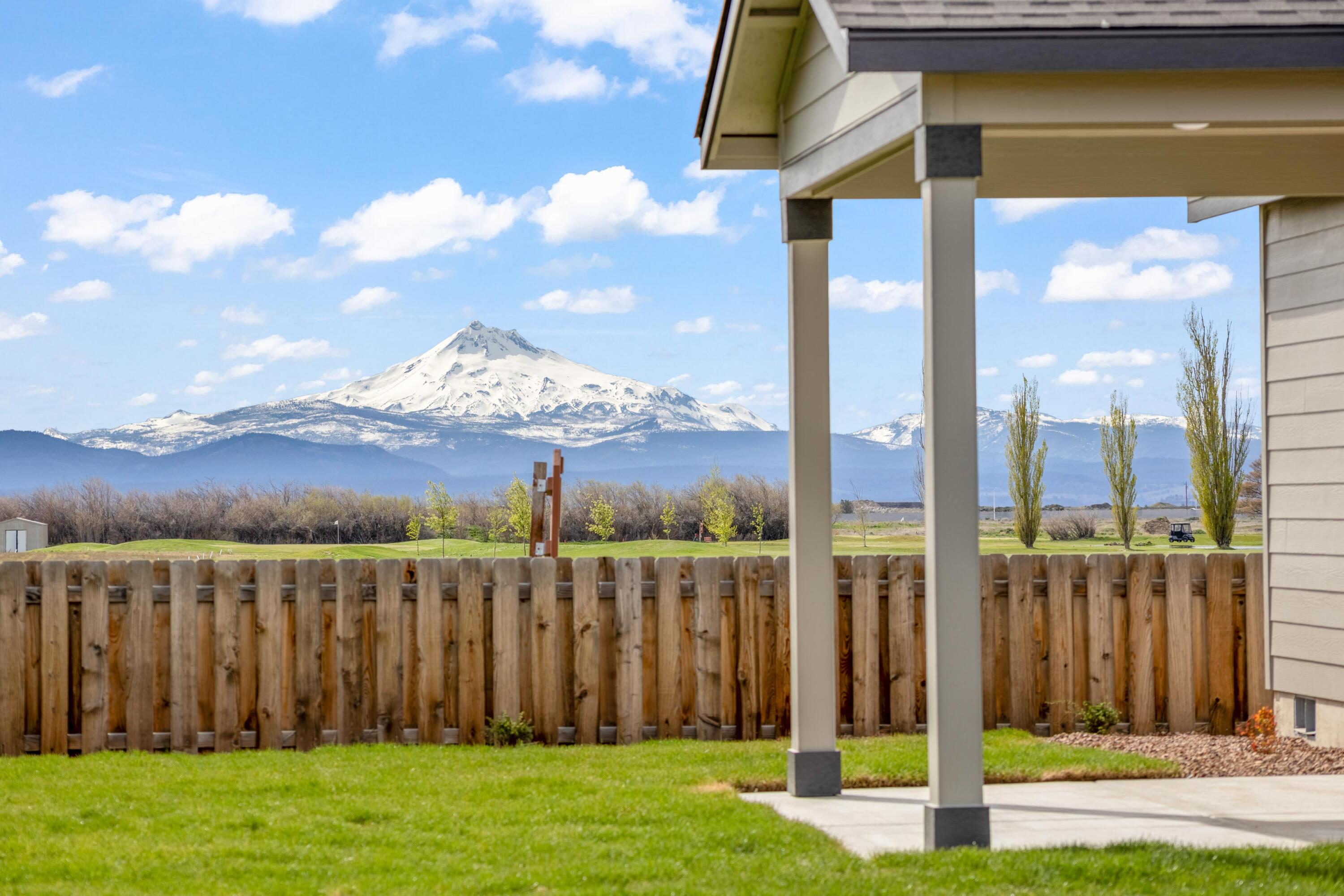 1050 Fairway Road, Unit 153 Madras, OR 97741 - Photo 4 of 29