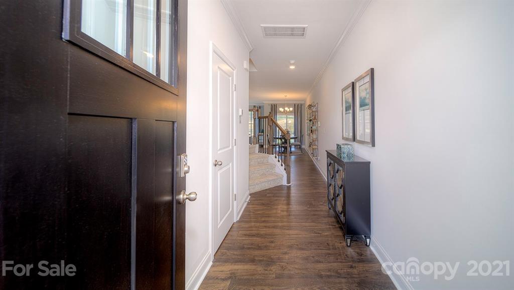314 Bulrush Road Lake Wylie, SC 29710 - Photo 3 of 39 Gallery Image 3