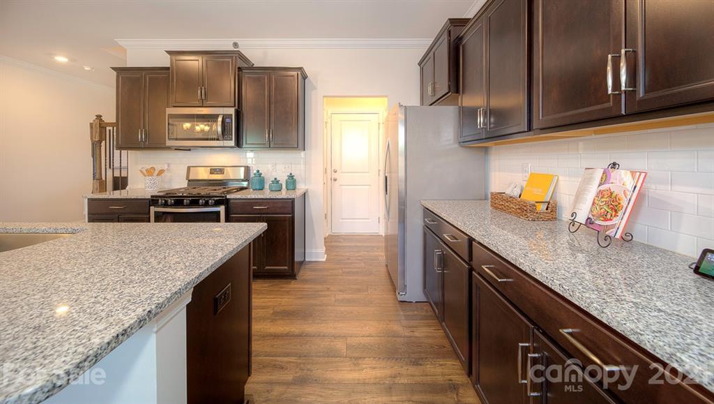 314 Bulrush Road Lake Wylie, SC 29710 - Photo 9 of 39 Gallery Image 9