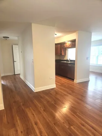 $2,300 | 43 Foxcroft Road, Unit 135, Naperville, IL 60565