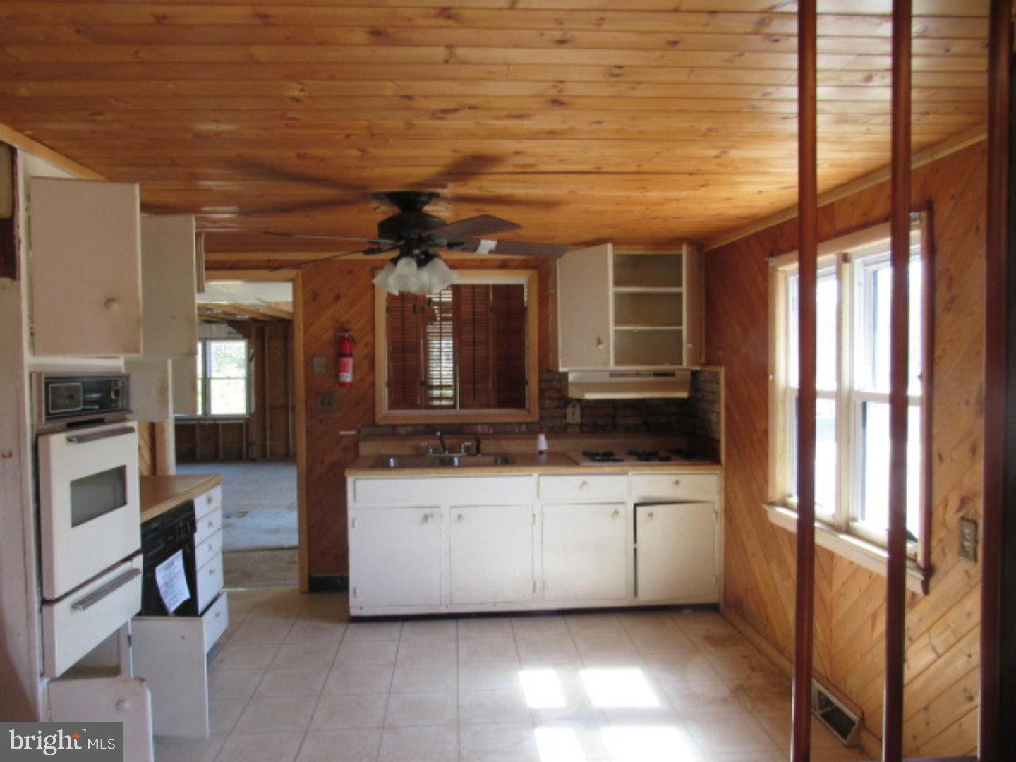 512 Back Neck Road Bridgeton, NJ 08302 - Photo 2 of 6