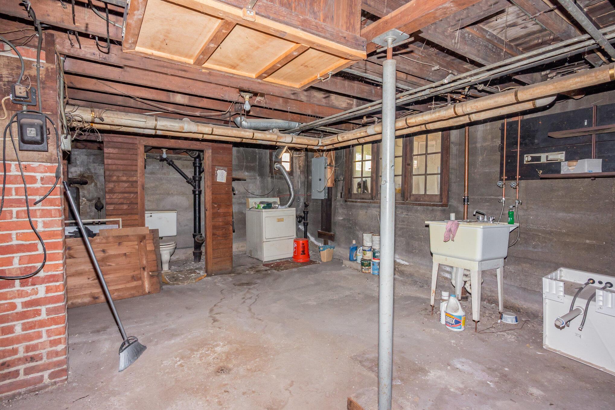 293 Merchant Street Newark, OH 43055 - Photo 44 of 61 basement