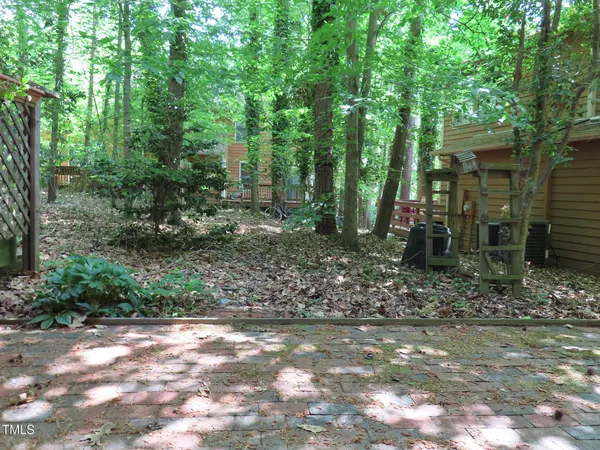 $1,895 | 107 South Peak Drive, Carrboro, NC 27510