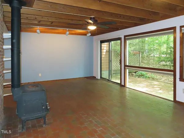 $1,895 | 107 South Peak Drive, Carrboro, NC 27510