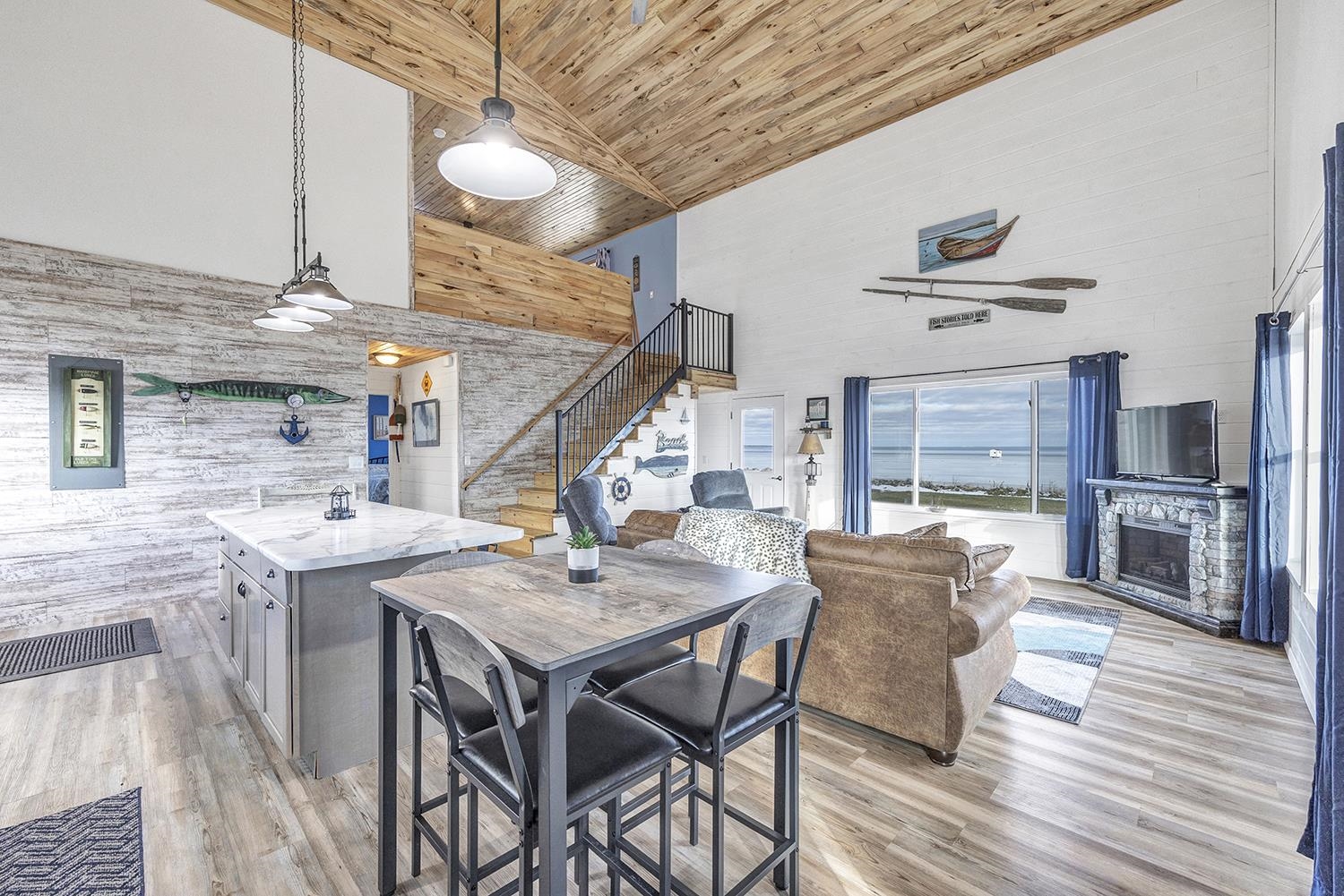 6924 County Road Y Oconto, WI 54153 - Photo 2 of 31