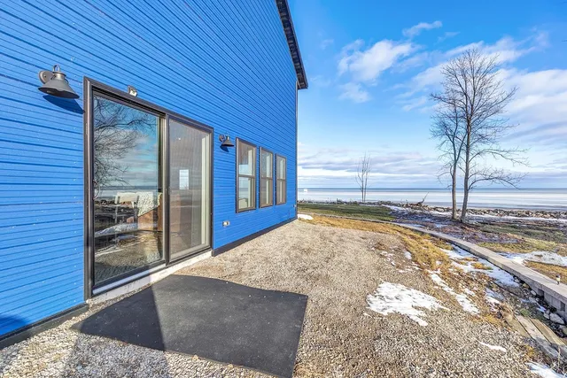 $450,000 | 6924 County Road Y, Oconto, WI 54153