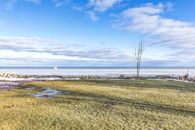 $450,000 | 6924 County Road Y, Oconto, WI 54153