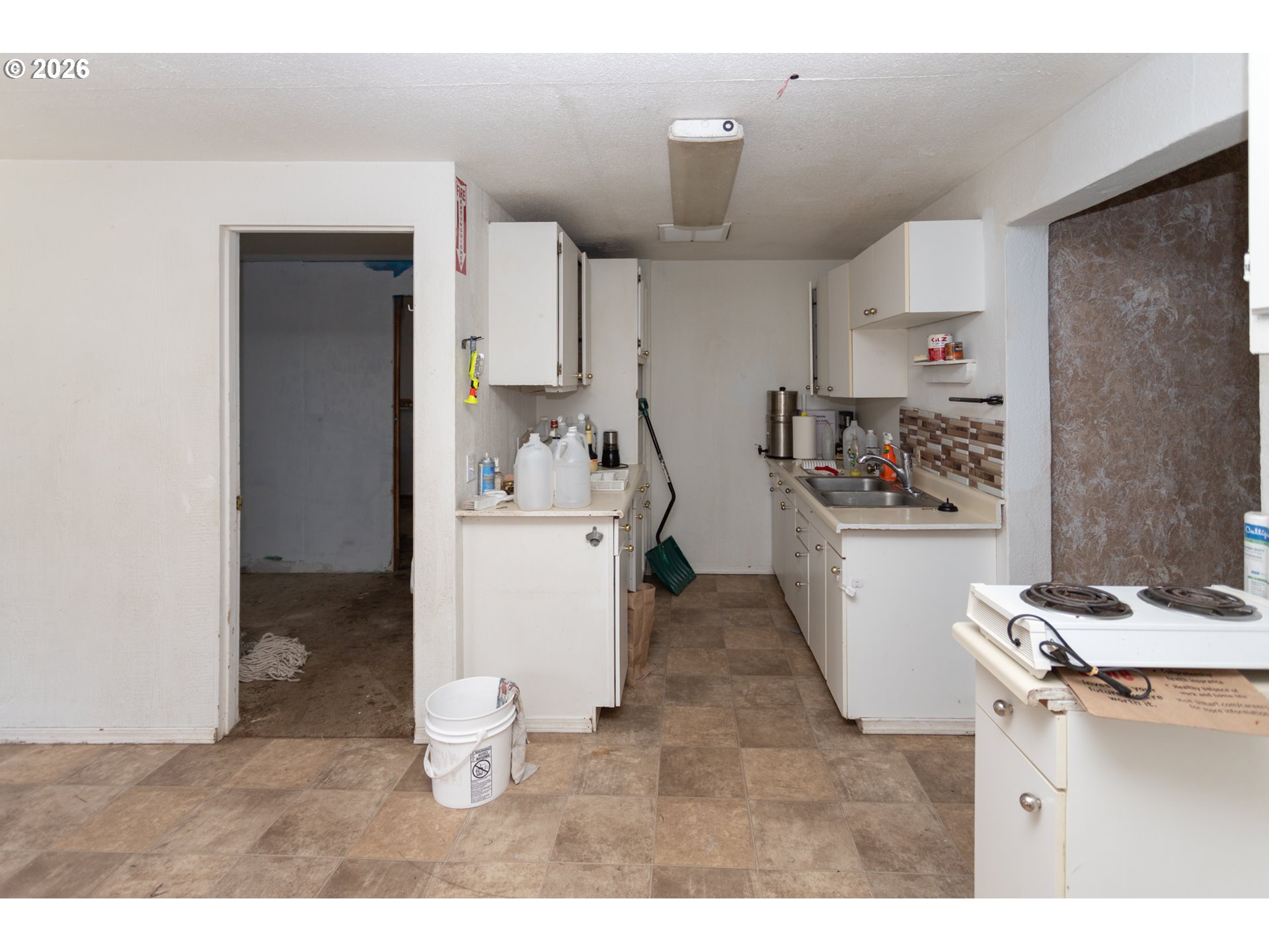 51380 Preble Way La Pine, OR 97739 - Photo 10 of 26 a kitchen with a sink appliances and cabinets