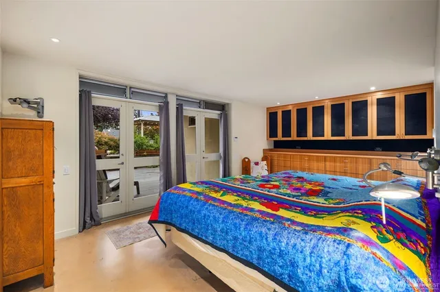 $2,100,000 | 4712 Southwest Brace Point Drive, Seattle, WA 98136