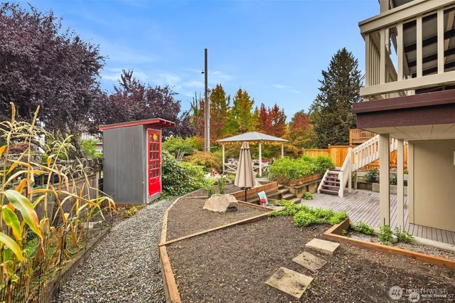 $2,100,000 | 4712 Southwest Brace Point Drive, Seattle, WA 98136