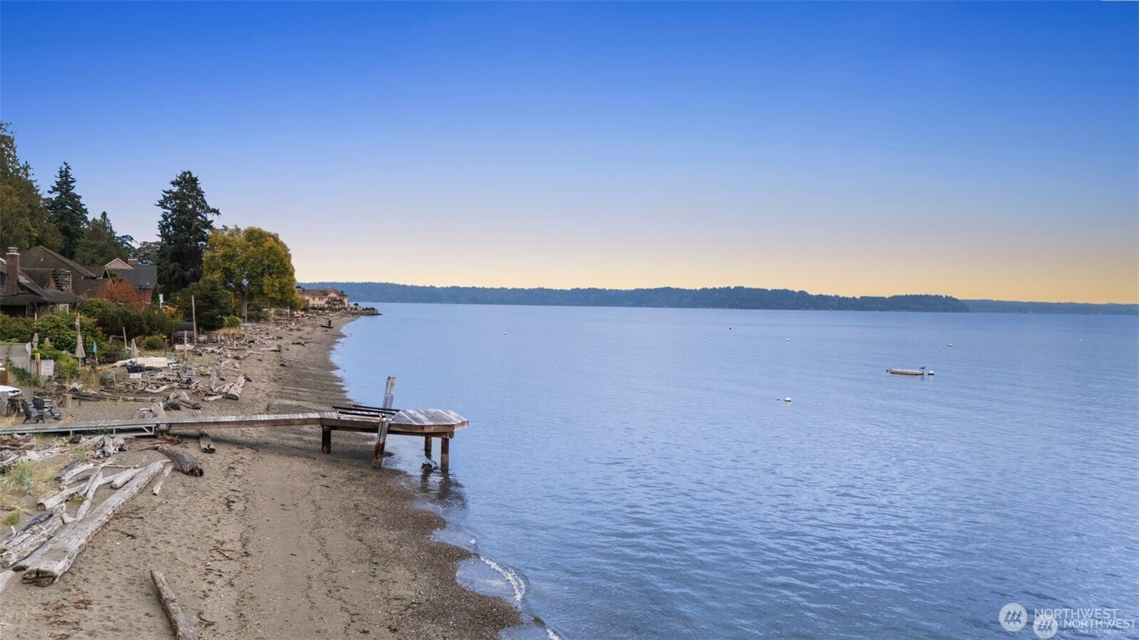 4712 Southwest Brace Point Drive Seattle, WA 98136 - Photo 39 of 40 a view of a terrace