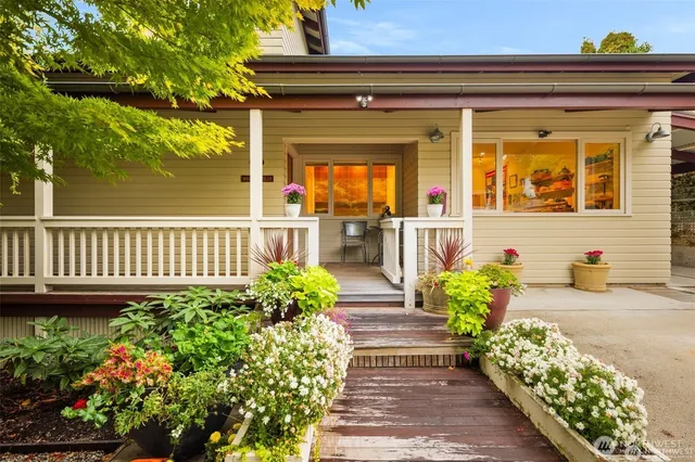 $2,100,000 | 4712 Southwest Brace Point Drive, Seattle, WA 98136