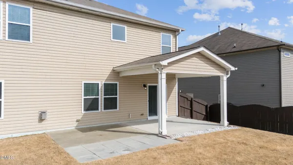 a view of house with street