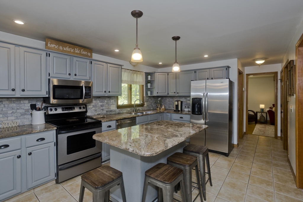 47 Allen Road Belchertown, MA 01007 - Photo 8 of 34 Gallery Image 8