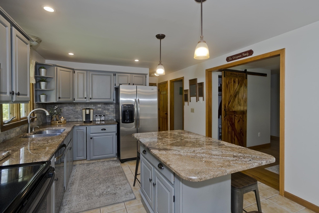 47 Allen Road Belchertown, MA 01007 - Photo 9 of 34 Gallery Image 9