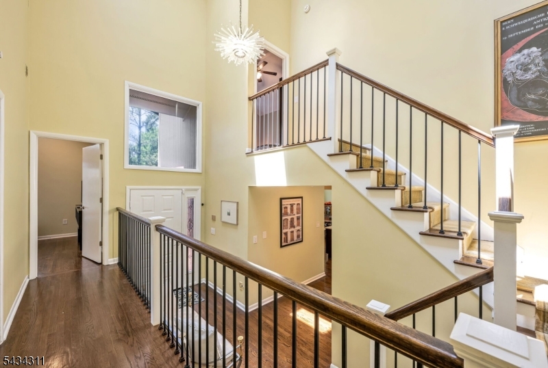 27 Moran Road West Orange, NJ 07052 - Photo 6 of 42
