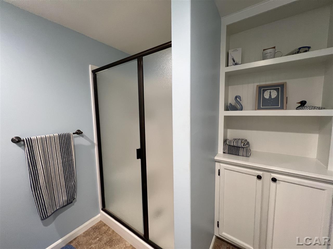 1623 Rivers Edge Court Adrian, MI 49221 - Photo 38 of 40 50079605-37.JPG