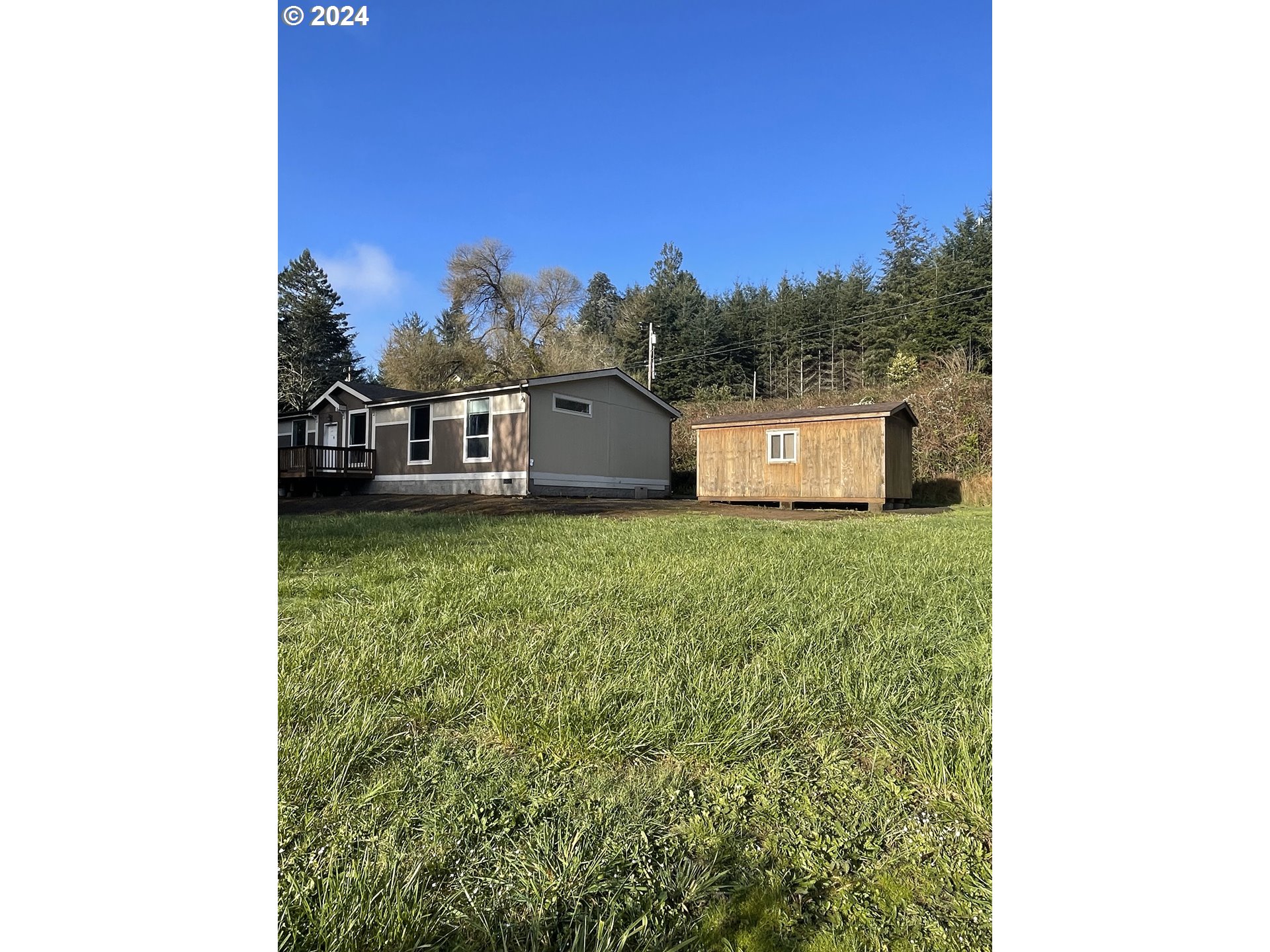 62057 Olive Barber Road Coos Bay, OR 97420 - Photo 6 of 13 Exterior
