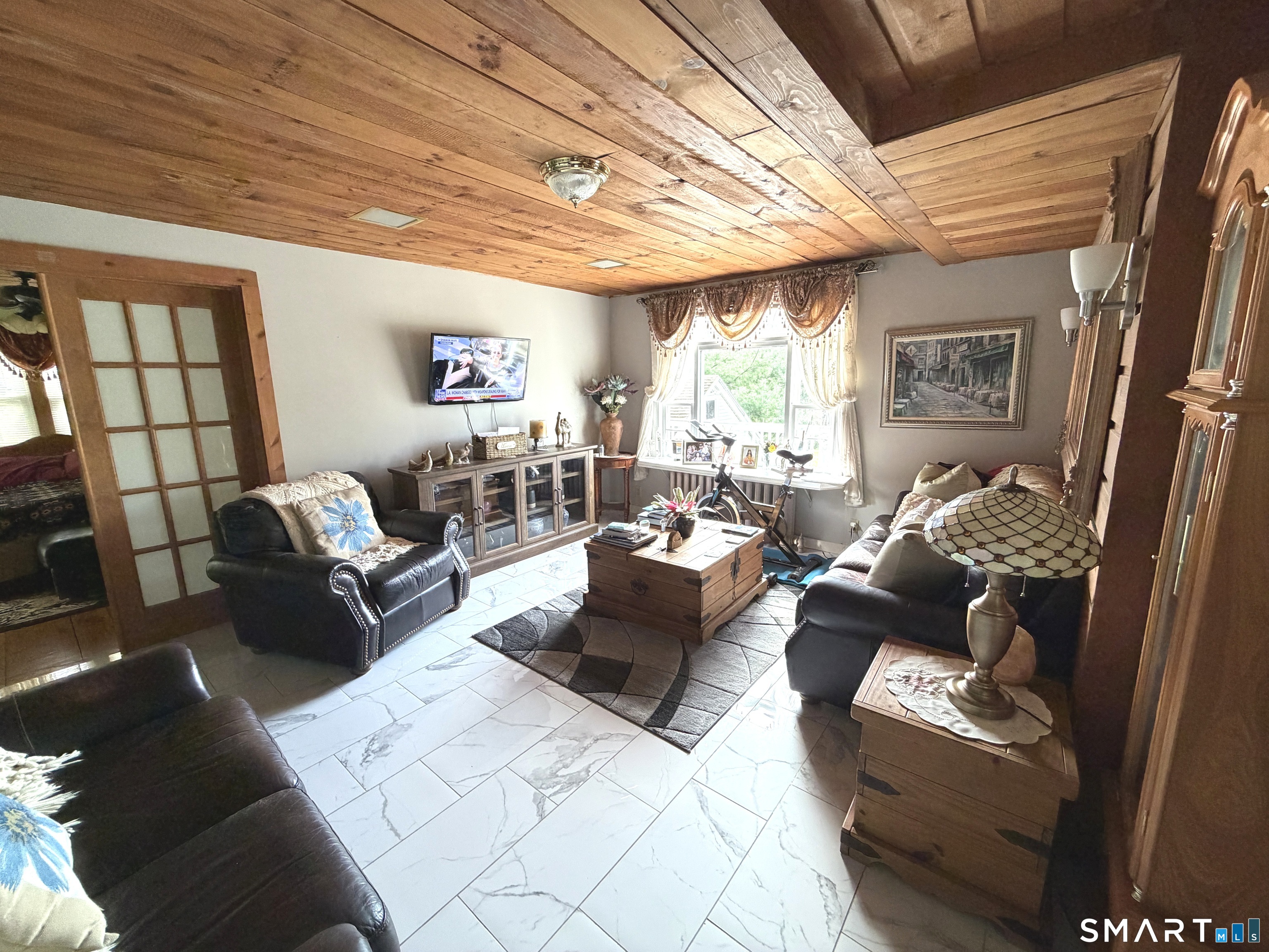33 Chestnut Grove Road Watertown, CT 06795 - Photo 13 of 31