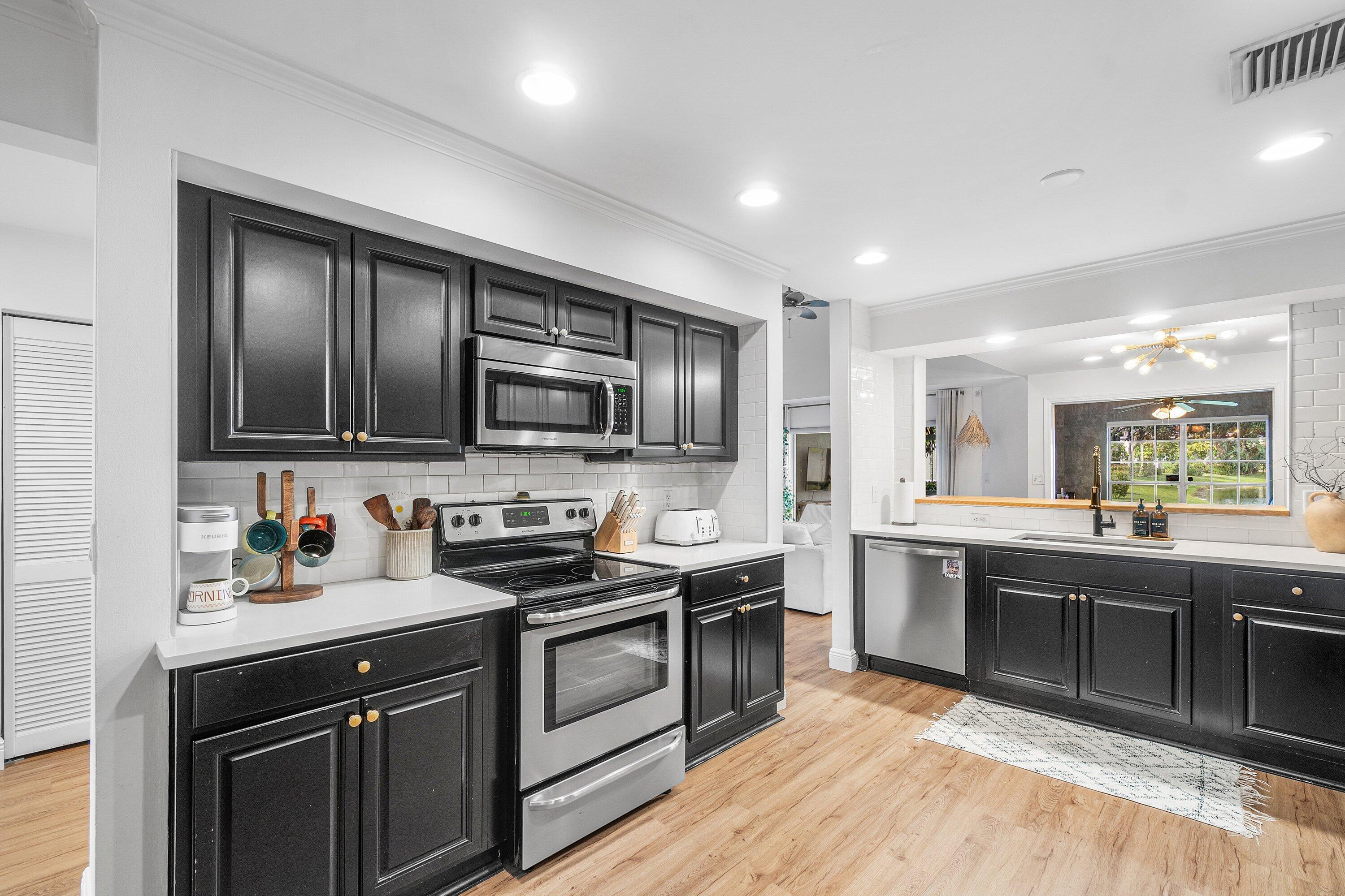 9007 Boca Gardens Circle South, Unit B Boca Raton, FL 33496 - Photo 11 of 55 011-9007BocaGardensCircleSouth-B-BocaRat