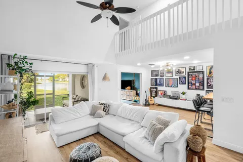 $579,900 | 9007 Boca Gardens Circle South, Unit B, Boca Raton, FL 33496