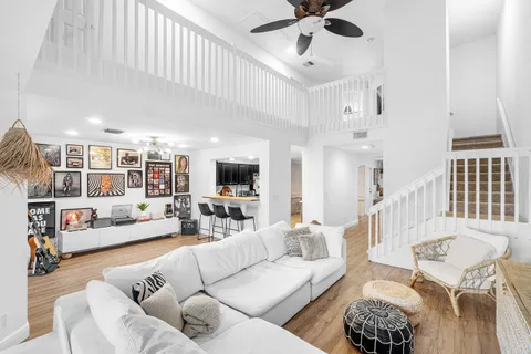 $579,900 | 9007 Boca Gardens Circle South, Unit B, Boca Raton, FL 33496