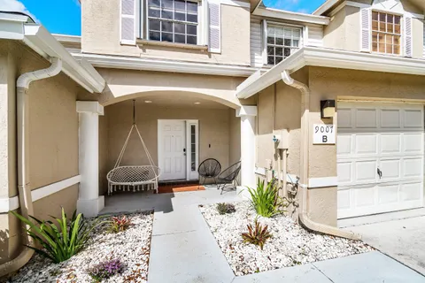 $579,900 | 9007 Boca Gardens Circle South, Unit B, Boca Raton, FL 33496
