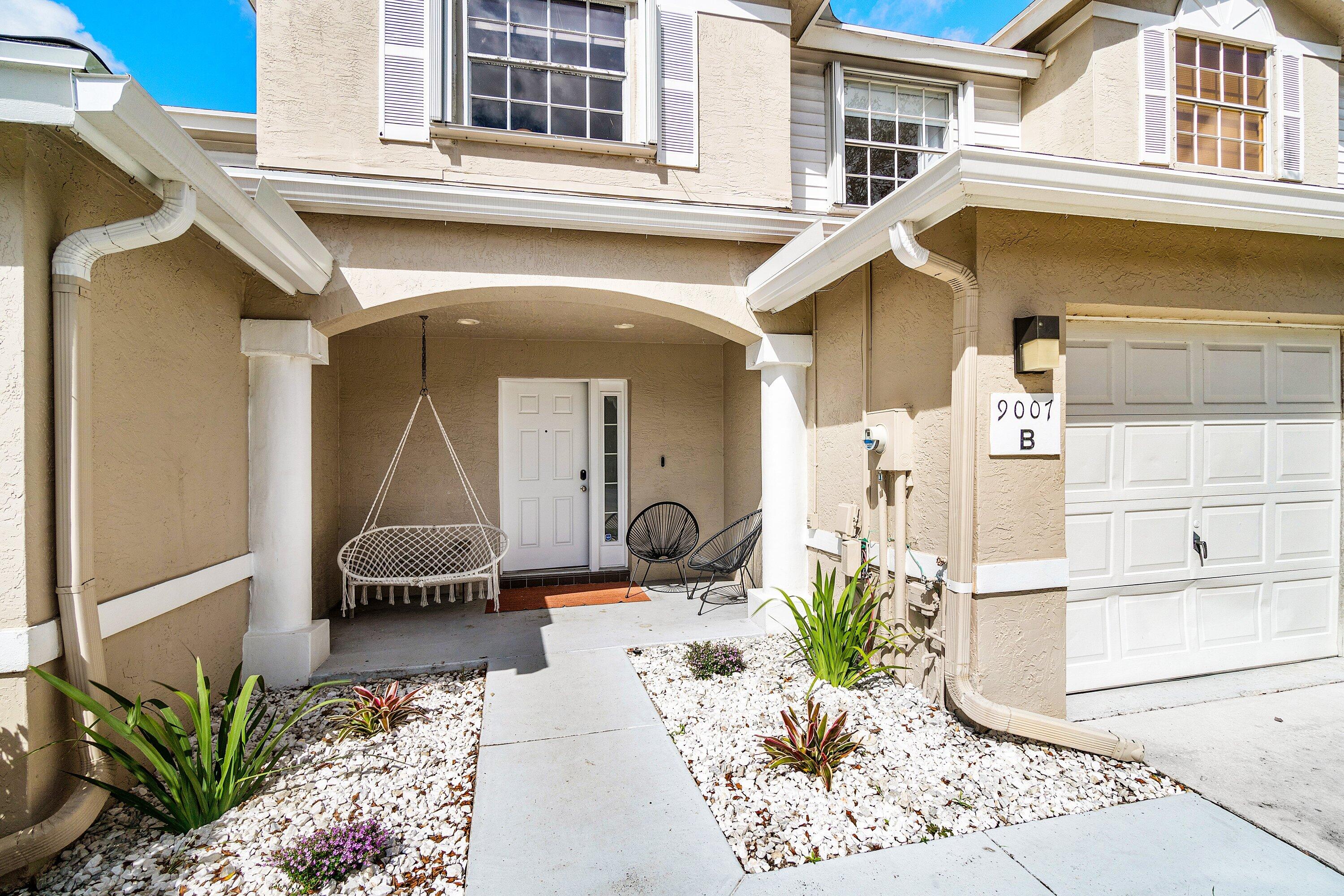 9007 Boca Gardens Circle South, Unit B Boca Raton, FL 33496 - Photo 4 of 55 004-9007BocaGardensCircleSouth-B-BocaRat