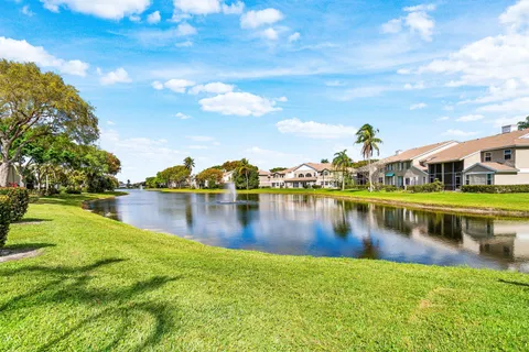 $579,900 | 9007 Boca Gardens Circle South, Unit B, Boca Raton, FL 33496
