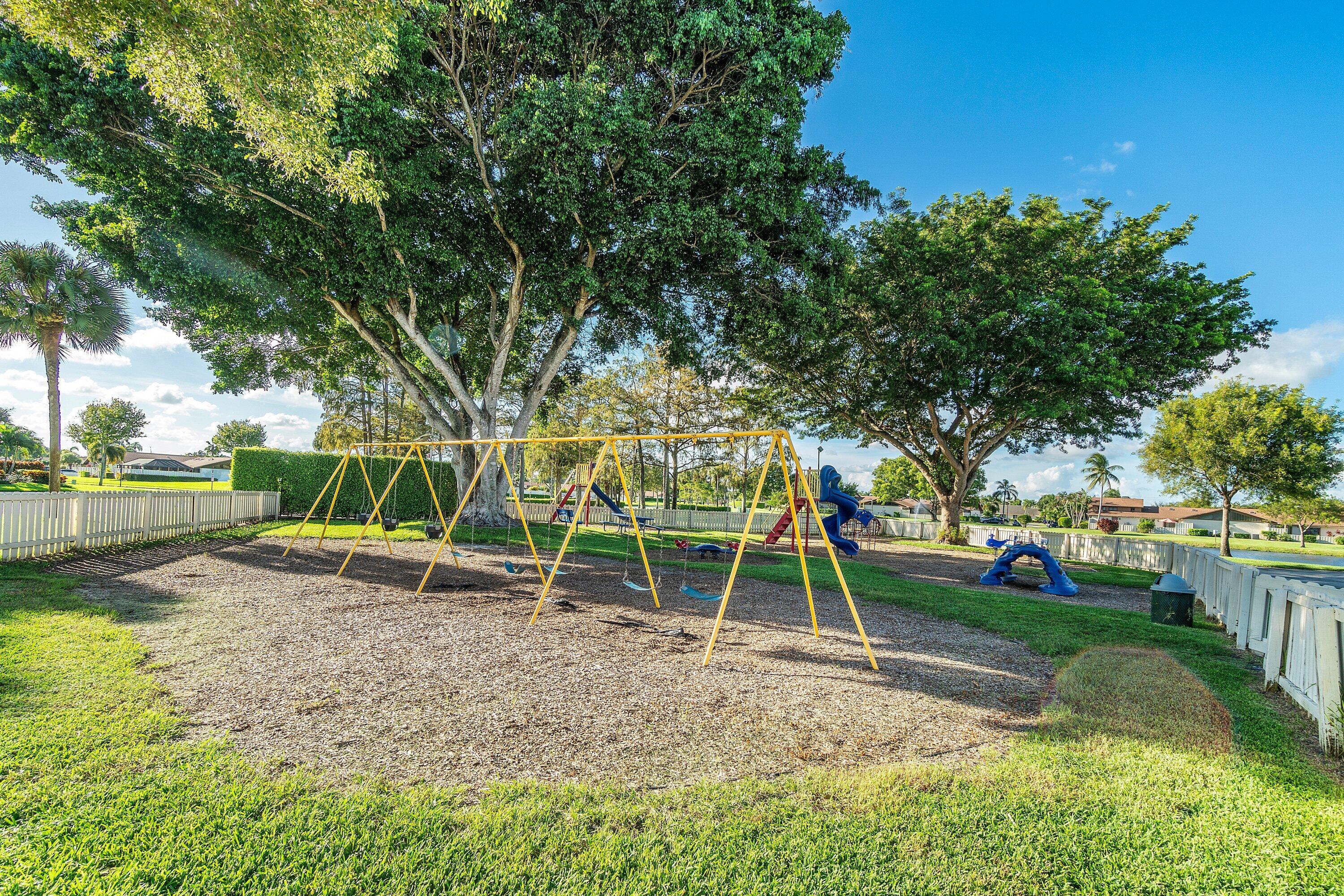 9007 Boca Gardens Circle South, Unit B Boca Raton, FL 33496 - Photo 47 of 55 047-9007BocaGardensCircleSouth-B-BocaRat