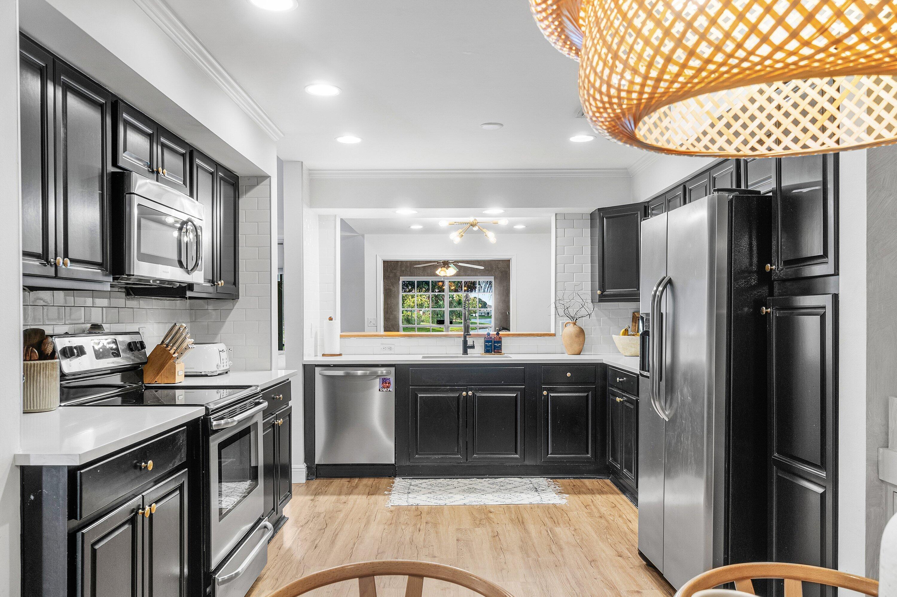 9007 Boca Gardens Circle South, Unit B Boca Raton, FL 33496 - Photo 9 of 55 009-9007BocaGardensCircleSouth-B-BocaRat
