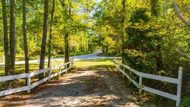 $398,500 | 349 Creek Place Road, Arapahoe, NC 28510