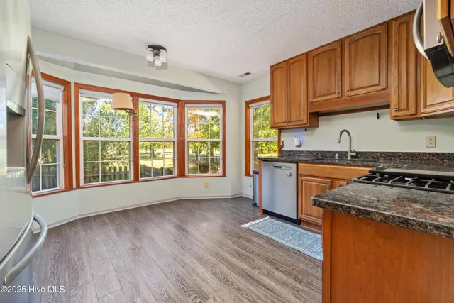 $398,500 | 349 Creek Place Road, Arapahoe, NC 28510