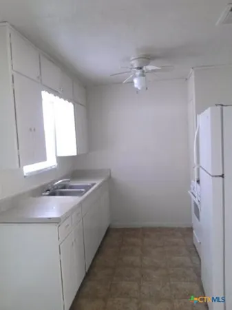 $875 | 503 East Dean Avenue, Killeen, TX 76541
