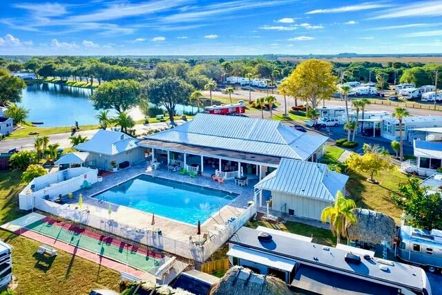 $99,500 | 7950 West W Highway, Unit 74, Okeechobee, FL 34974