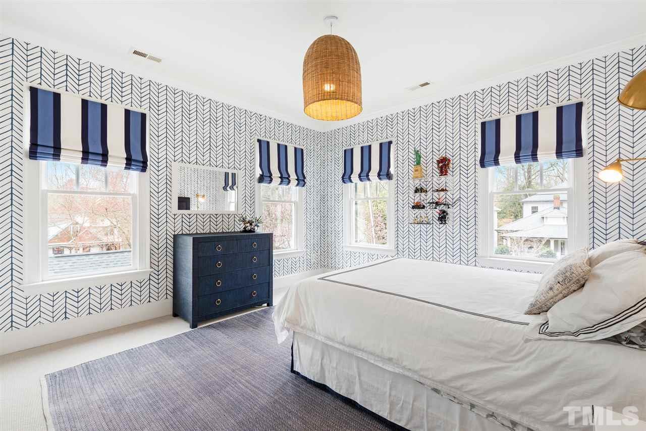 2106 Breeze Road Raleigh, NC 27608 - Photo 21 of 30