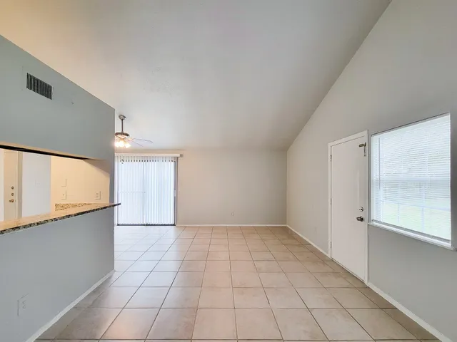 $1,425 | 24202 4 Sixes Lane, Hockley, TX 77447