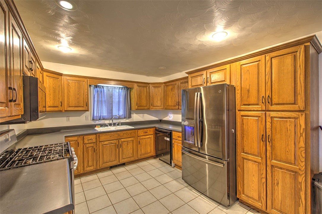 5007 Melwood Avenue Decatur, IL 62521 - Photo 14 of 32